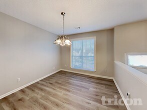 947 Chase Trail in Mcdonough, GA - Foto de edificio - Building Photo