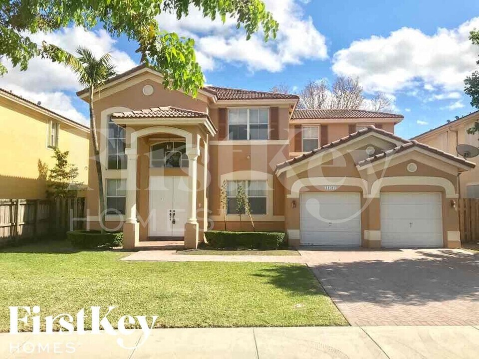 11912 SW 126th Ln in Miami, FL - Building Photo