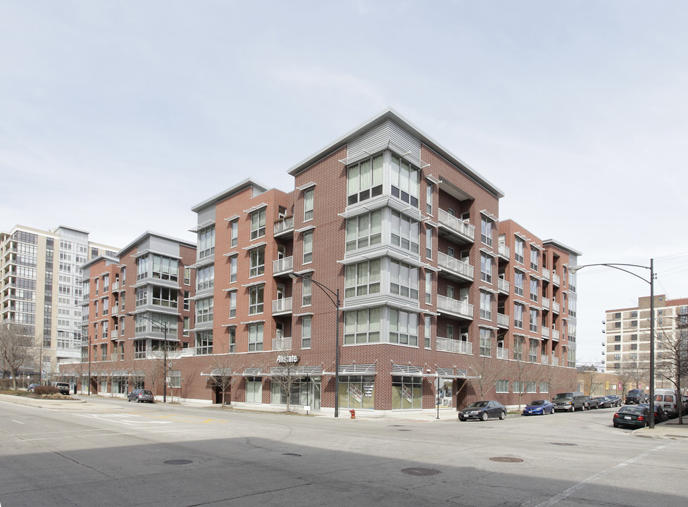 Lakeside Lofts in Chicago, IL - Building Photo