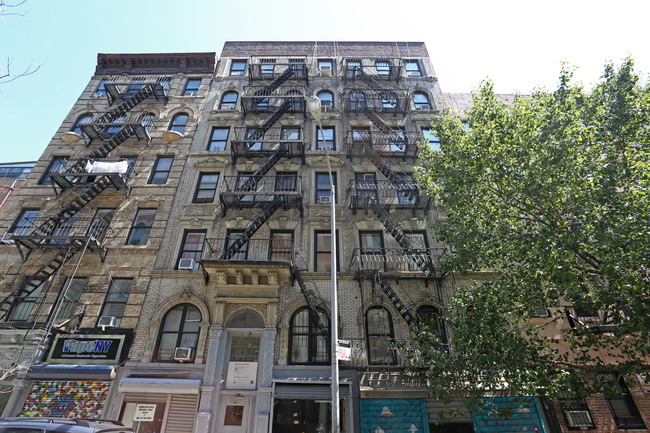 42-44 Rivington St in New York, NY - Foto de edificio - Building Photo