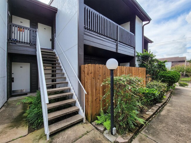 2601 S Braeswood Blvd
