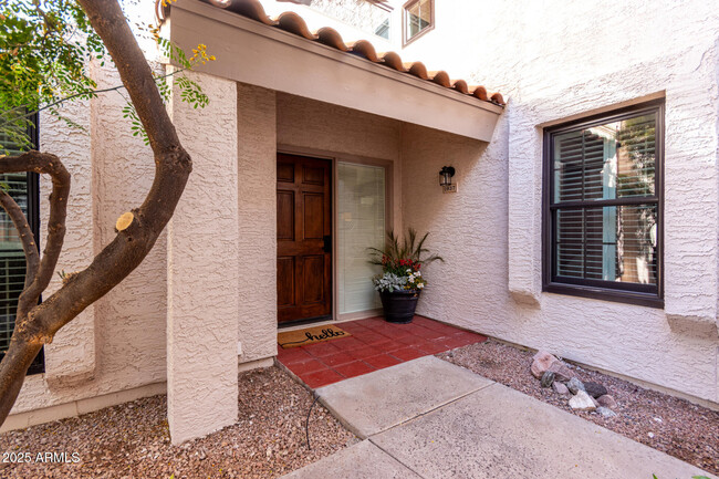 7800 E Lincoln Dr in Scottsdale, AZ - Building Photo - Building Photo