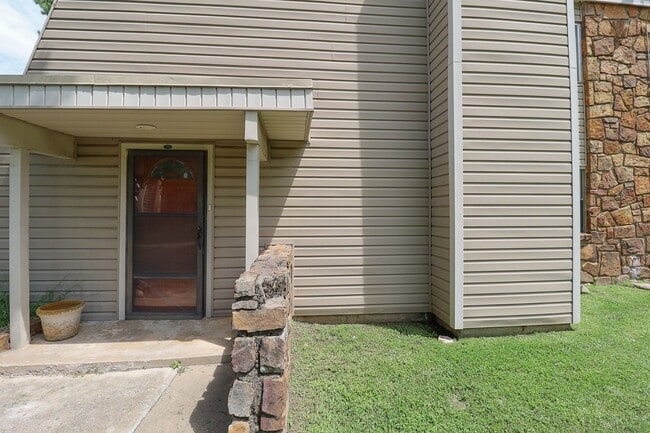 7403 S Yale Ave in Tulsa, OK - Building Photo - Building Photo