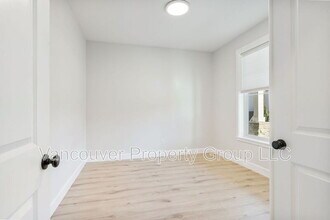 746 SE 38th St in Battle Ground, WA - Building Photo - Building Photo