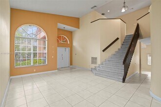 18405 NW 9th Ct in Pembroke Pines, FL - Building Photo - Building Photo