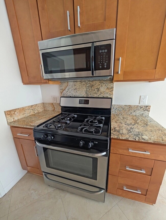 5219 Packard St in Los Angeles, CA - Building Photo - Building Photo