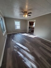 5445 N 54th St in Milwaukee, WI - Building Photo - Building Photo