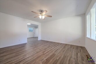 100 Belmont Dr in Warner Robins, GA - Building Photo - Building Photo