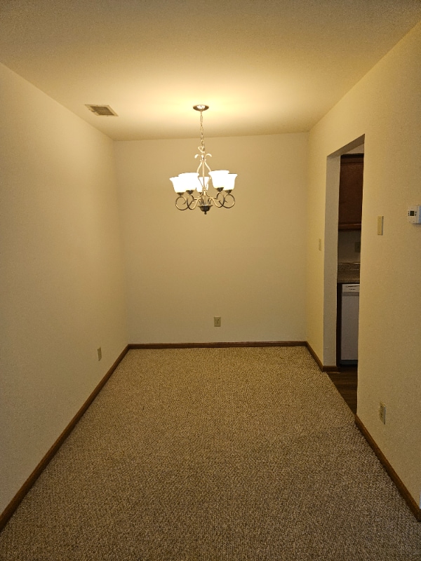 11828 W North Ave in Wauwatosa, WI - Building Photo - Building Photo