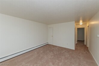 236 S Huntington St in Medina, OH - Building Photo - Building Photo