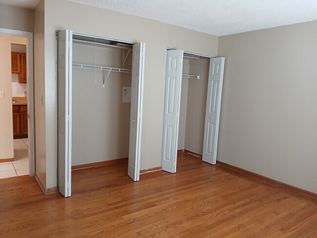 247 N Neltnor Blvd in West Chicago, IL - Building Photo - Building Photo