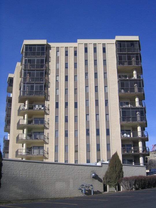 Rocky Plaza in Billings, MT - Foto de edificio