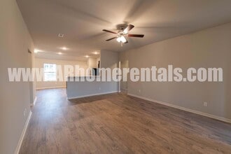 1140 Rockwell Dr in Conway, AR - Building Photo - Building Photo