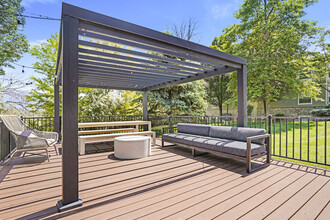 River Oaks in West Jordan, UT - Foto de edificio - Building Photo