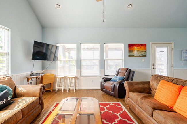 property at 948 Kahla Dr