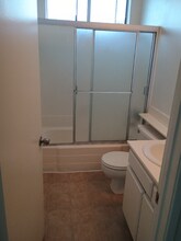 27626 Violin Canyon Rd in Castaic, CA - Building Photo - Building Photo