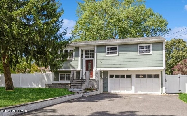 24 Layton Ave in Pine Beach, NJ - Building Photo - Building Photo