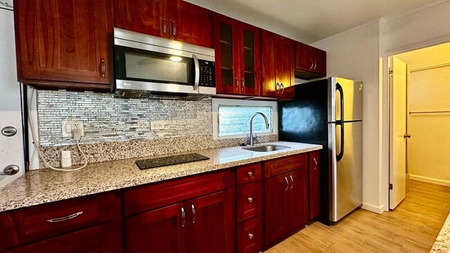1630 Makiki St in Honolulu, HI - Building Photo - Building Photo