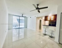 601 NE 23rd St, Unit 507 in Miami, FL - Building Photo - Building Photo