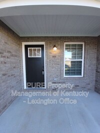 521 Sapphire Dr in Berea, KY - Foto de edificio - Building Photo