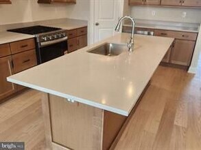 328 Foxtail Ln in Chalfont, PA - Foto de edificio - Building Photo