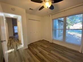 9618 Sugar Hill Dr in Austin, TX - Building Photo - Building Photo
