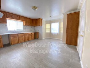 123 Albert St in La Puente, CA - Building Photo - Building Photo