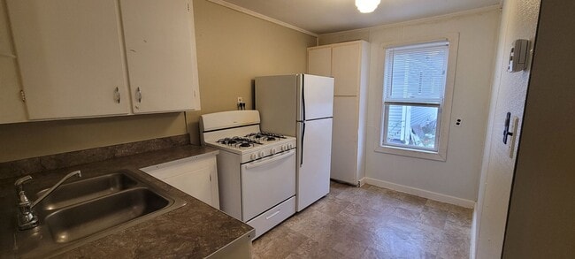 property at 405 Mississippi Ave NW