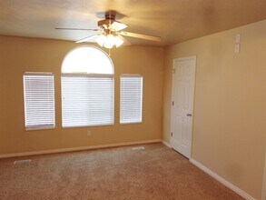 6359 W Liza Ln in West Jordan, UT - Building Photo - Building Photo