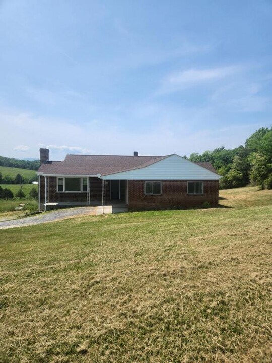189 Collierstown Rd Rentals in Lexington, VA