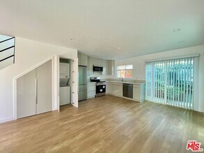 953 E Brett St in Inglewood, CA - Building Photo - Building Photo