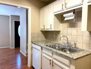8710 California Dr in Frisco, TX - Building Photo - Building Photo