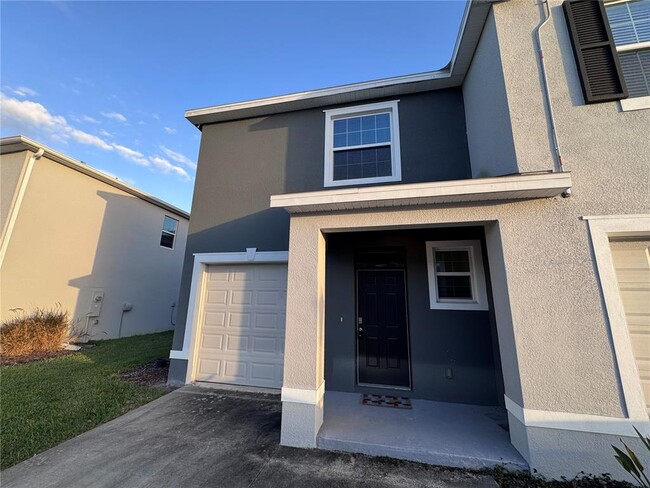 1934 Hovenweep Rd in Wesley Chapel, FL - Foto de edificio - Building Photo