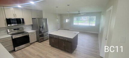 1818 7th St W in Palmetto, FL - Building Photo - Building Photo
