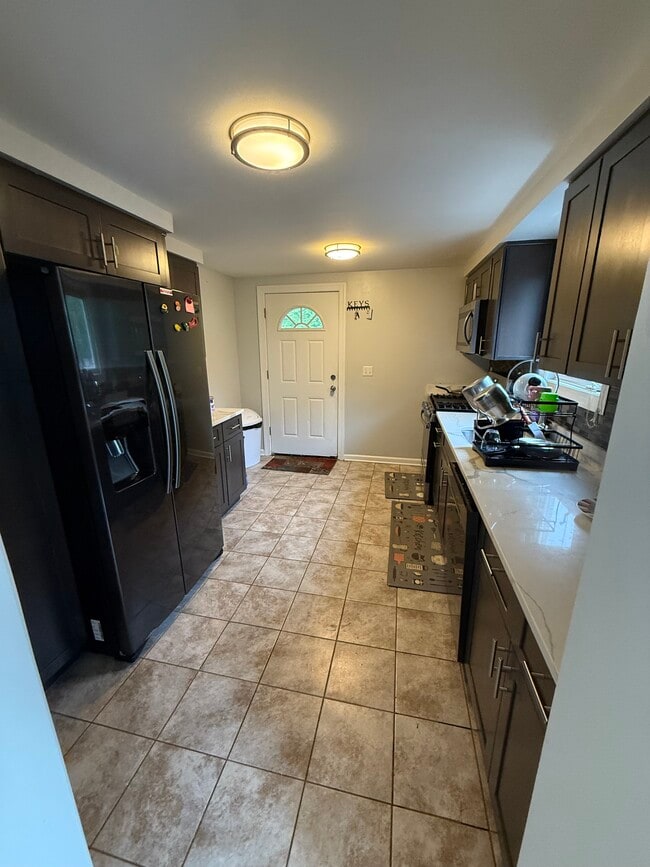 915 Central Ave, Unit 1 in New Providence, NJ - Building Photo - Building Photo