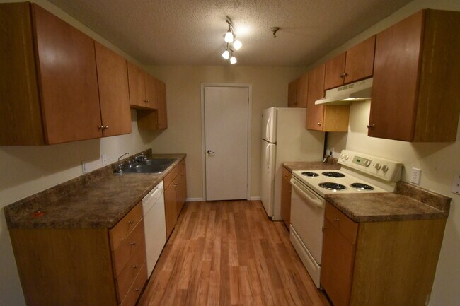 1360 Brook St-Unit -L in St. Charles, IL - Building Photo - Building Photo