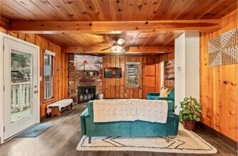 26776 CA-189 in Lake Arrowhead, CA - Foto de edificio - Building Photo