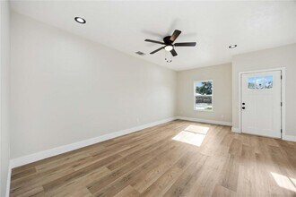 5211 Amy St in Houston, TX - Building Photo - Building Photo