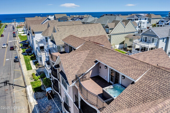 58 Seaview Ave in Long Branch, NJ - Building Photo - Building Photo