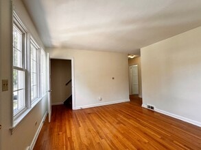 509 Valley Rd in Charlottesville, VA - Building Photo - Building Photo