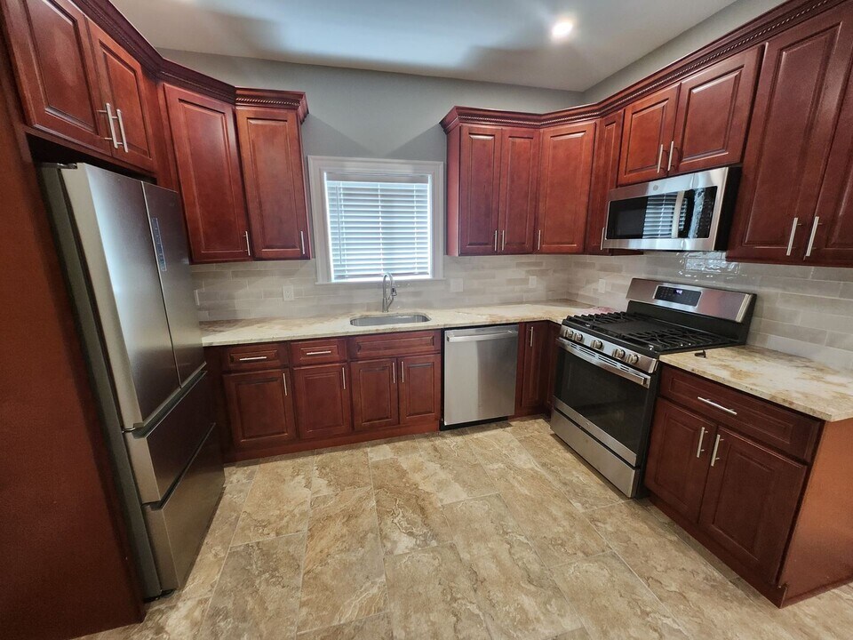 26 Fessenden St in Boston, MA - Building Photo