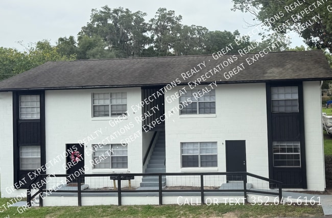 property at 143 SE 13th Ave