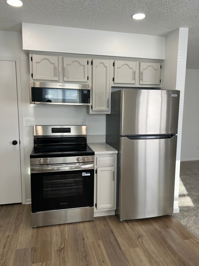 5324 Jennifer Dr in Pleasant Hill, IA - Building Photo - Building Photo