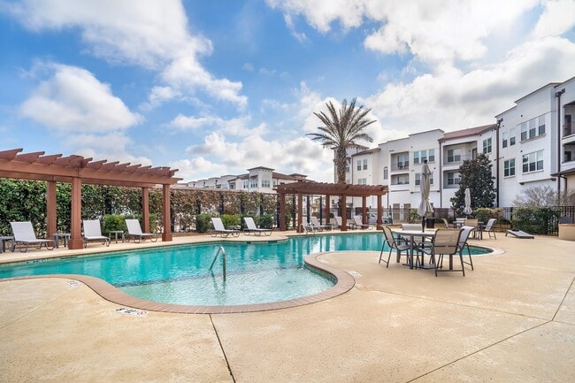 The Addison in Baton Rouge, LA - Foto de edificio - Building Photo