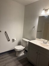 Black Hawk Village in Burlington, IA - Foto de edificio - Building Photo