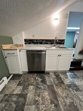 15 North St, Unit A in Vergennes, VT - Building Photo - Building Photo