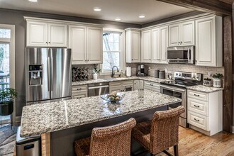 2109 Westwind Dr in Kingsport, TN - Building Photo - Building Photo