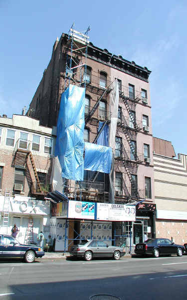 167 Eighth Ave in New York, NY - Building Photo