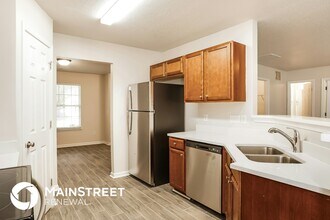 4656 Chapel Ridge Dr in Greensboro, NC - Building Photo - Building Photo