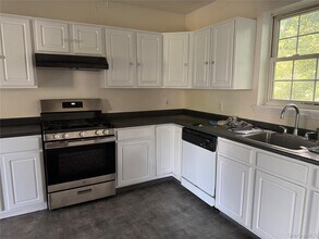9 Clinton St in Cornwall, NY - Building Photo - Building Photo